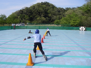 �~�R�����